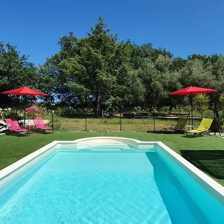 Au Charme De Pepiole 4* Six-Fours-les-Plages