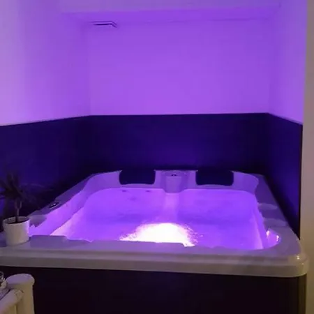 Au Charme De Pepiole Bed & Breakfast Six-Fours-les-Plages