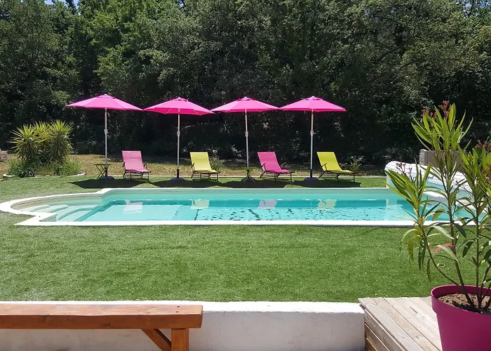 Au Charme De Pepiole 4*