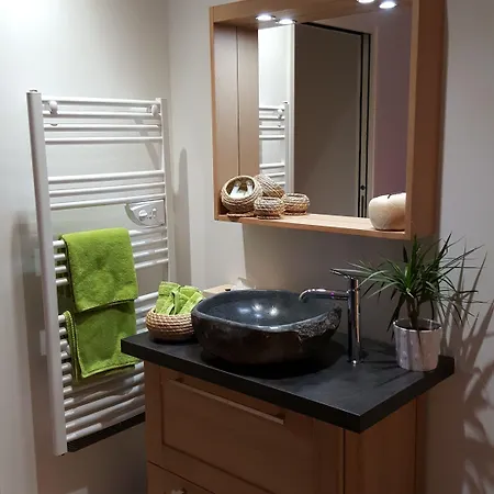 Au Charme De Pepiole 4* Six-Fours-les-Plages