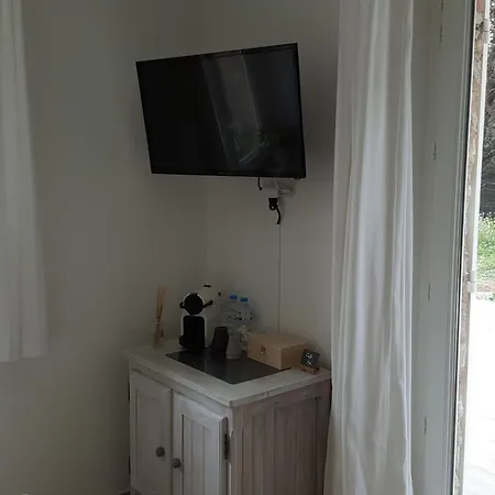 Au Charme De Pepiole Bed & Breakfast Six-Fours-les-Plages