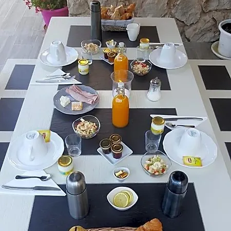 Au Charme De Pepiole Alojamento de Acomodação e Pequeno-almoço 4*